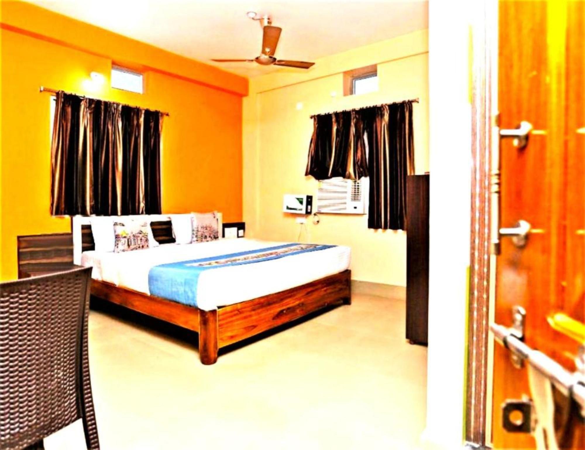 Hotel Krishna Residency Puri Near Sea Beach Best Choice Of Travellers By Morservices Екстер'єр фото