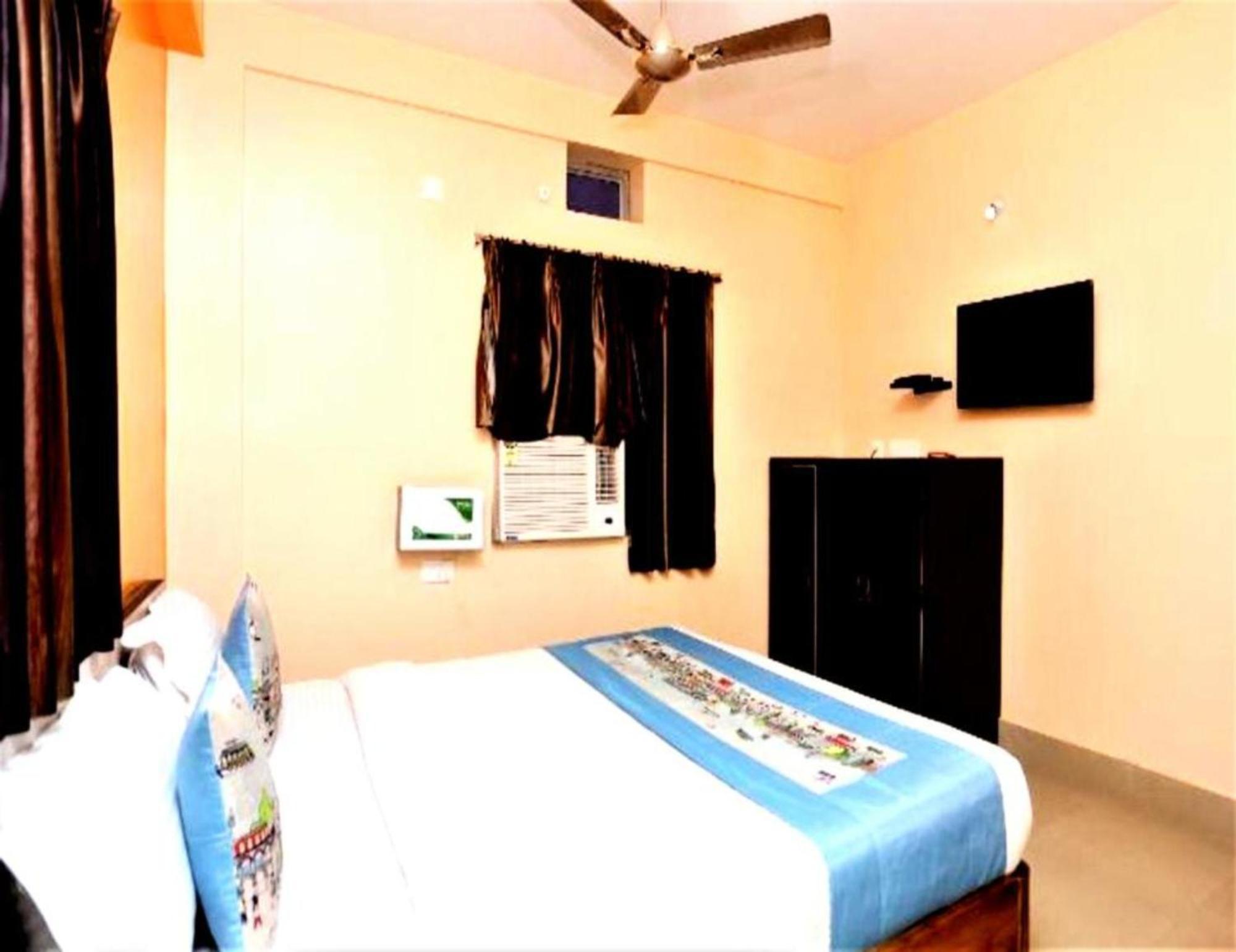 Hotel Krishna Residency Puri Near Sea Beach Best Choice Of Travellers By Morservices Екстер'єр фото
