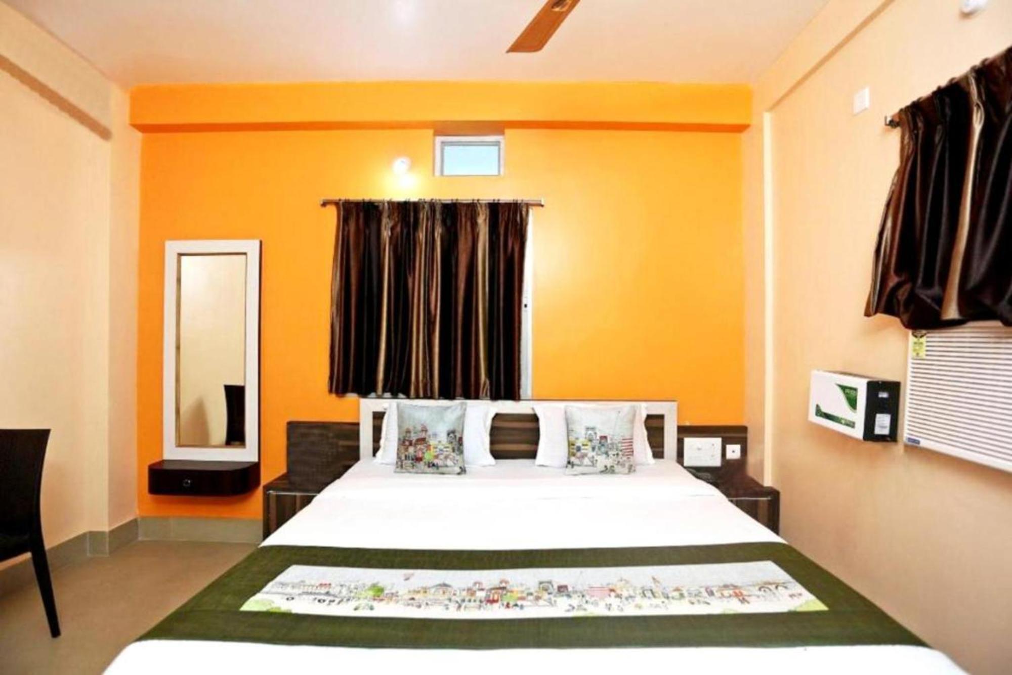 Hotel Krishna Residency Puri Near Sea Beach Best Choice Of Travellers By Morservices Екстер'єр фото