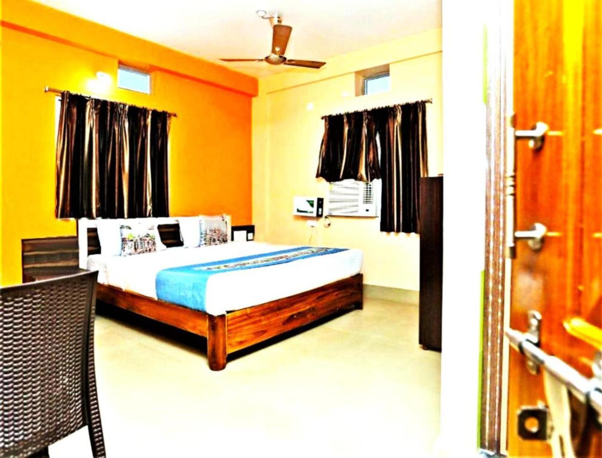 Hotel Krishna Residency Puri Near Sea Beach Best Choice Of Travellers By Morservices Екстер'єр фото