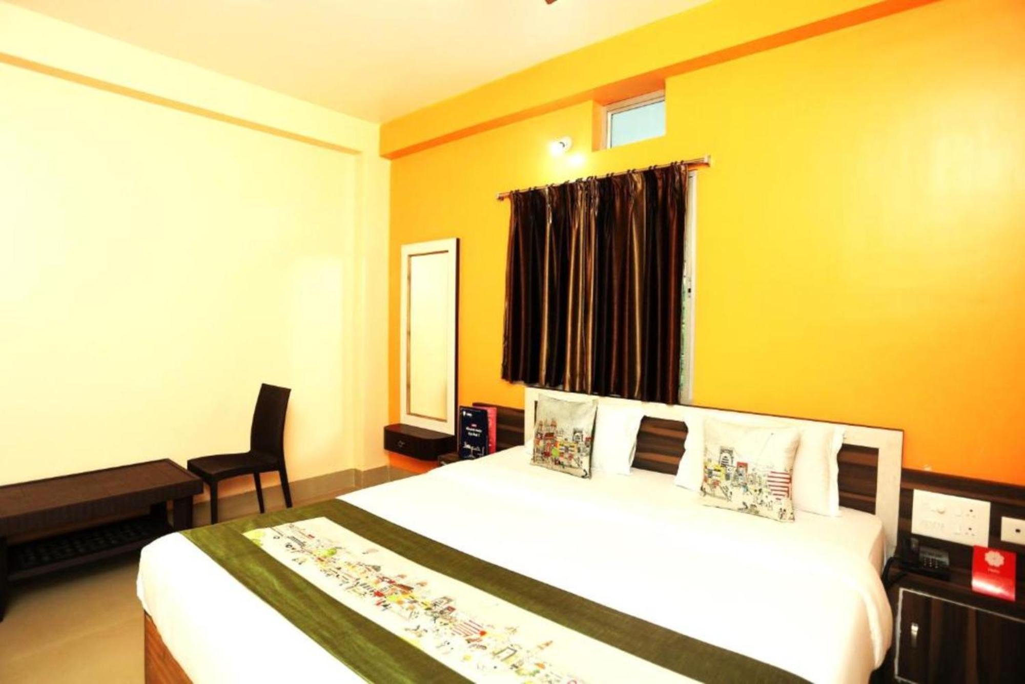 Hotel Krishna Residency Puri Near Sea Beach Best Choice Of Travellers By Morservices Екстер'єр фото