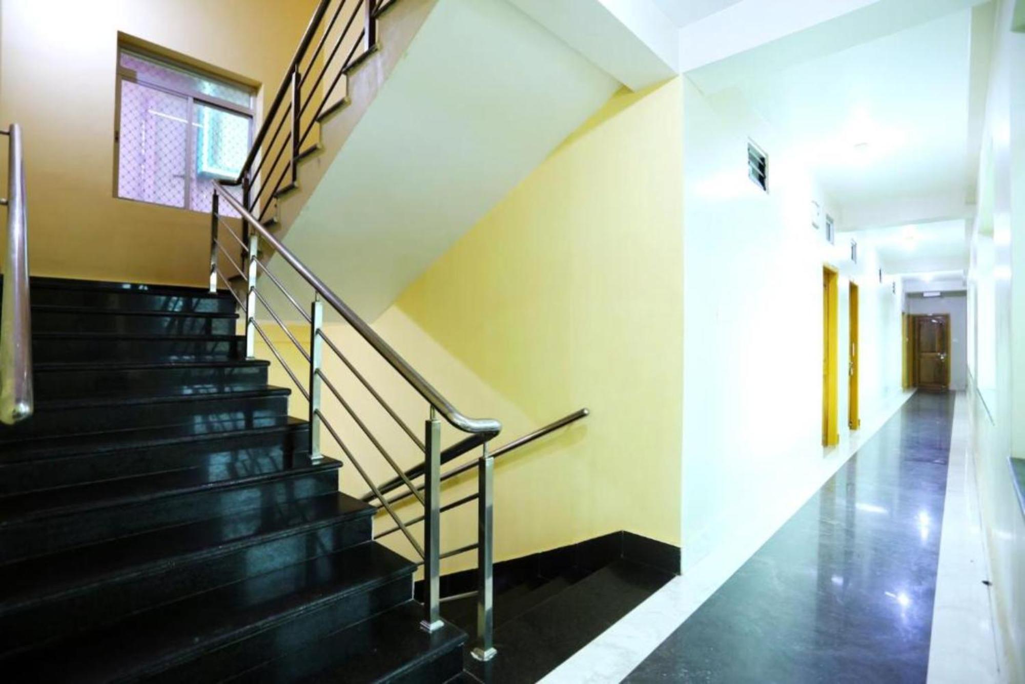 Hotel Krishna Residency Puri Near Sea Beach Best Choice Of Travellers By Morservices Екстер'єр фото